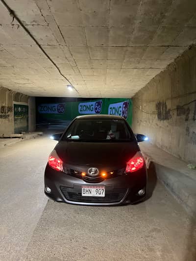 Toyota Vitz 2014