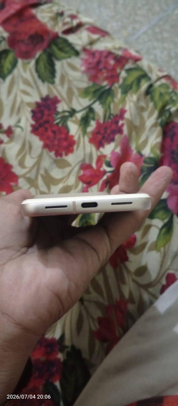 Google Pixel 8 3