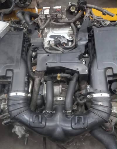 V8 engine