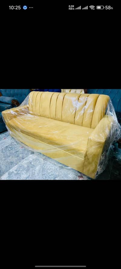 5 seater Brand new sofa