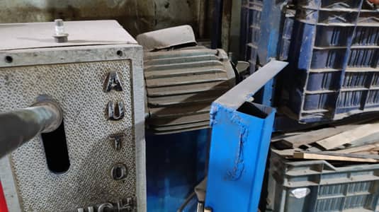 lathe machine