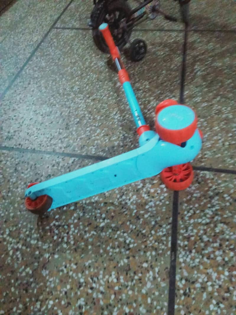scooty 1