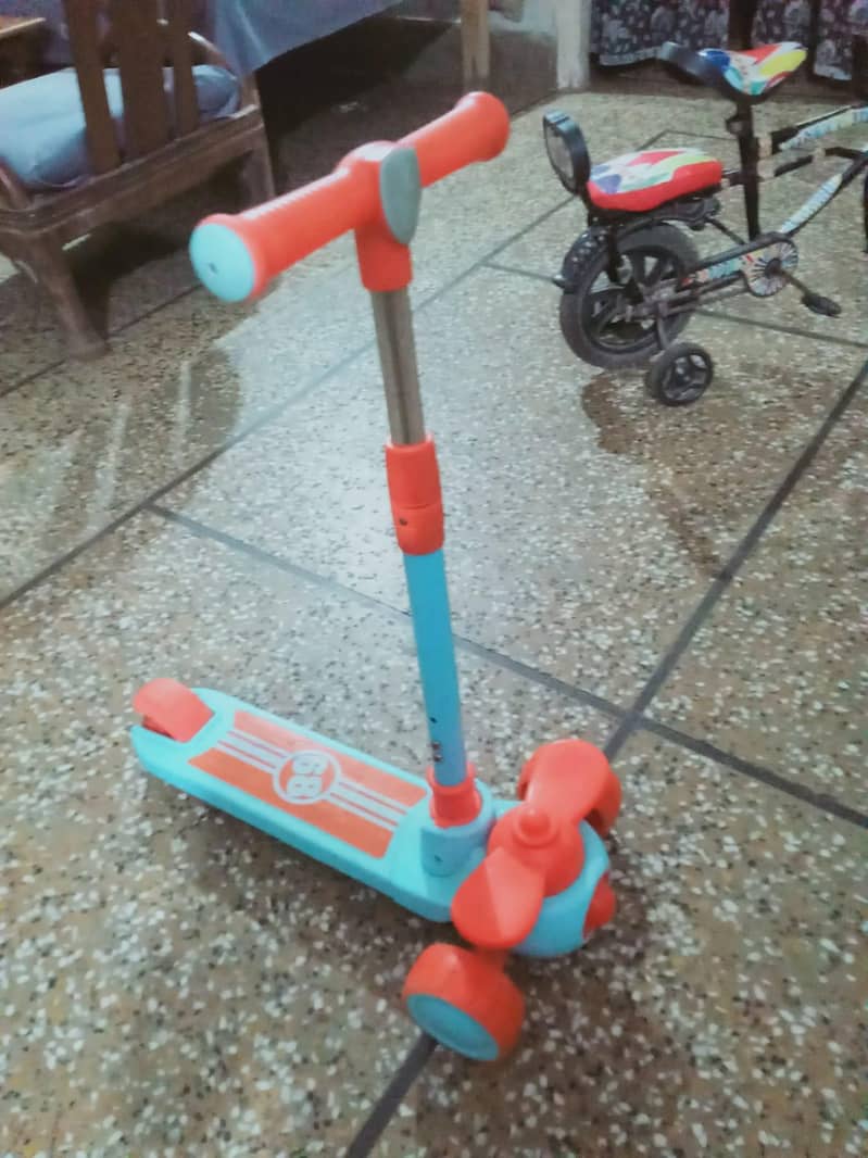 scooty 2