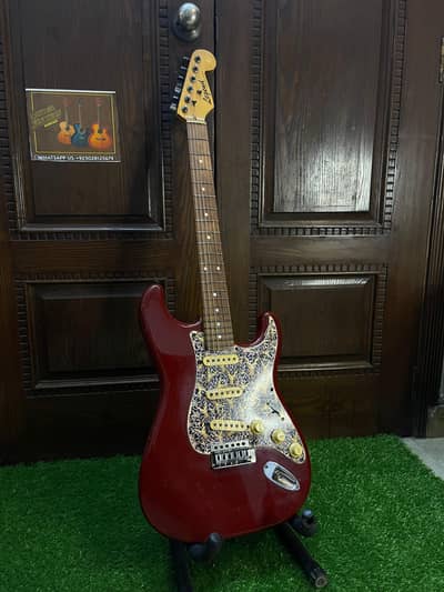 Legend Electric guitar in new condition 10by10