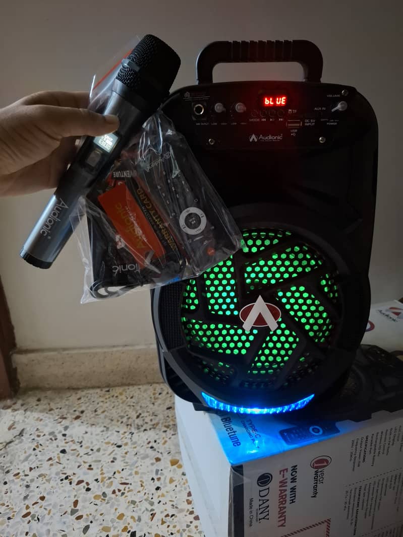 Audionic New Speaker + Wireless Mic 2