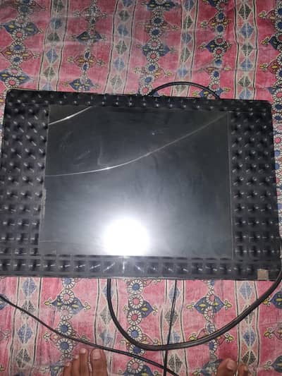 17 inches led 60hz display