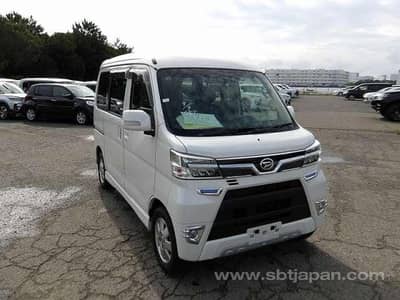 Daihatsu Atrai Wagon 2020