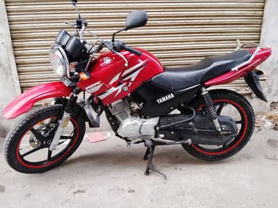 Yamaha YBR G