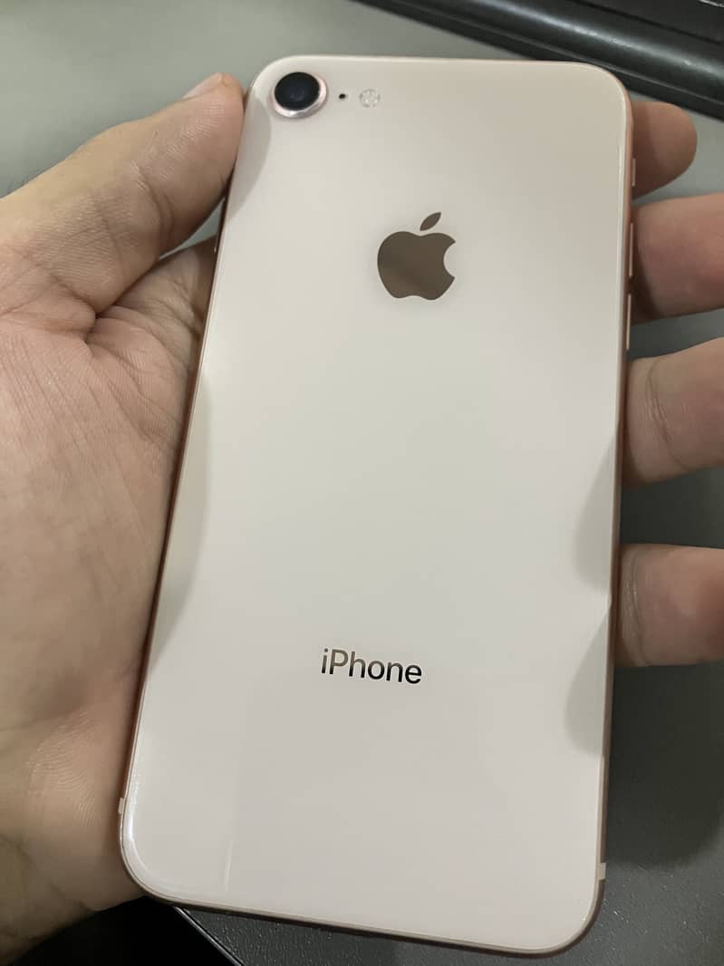 Apple iPhone 8 0