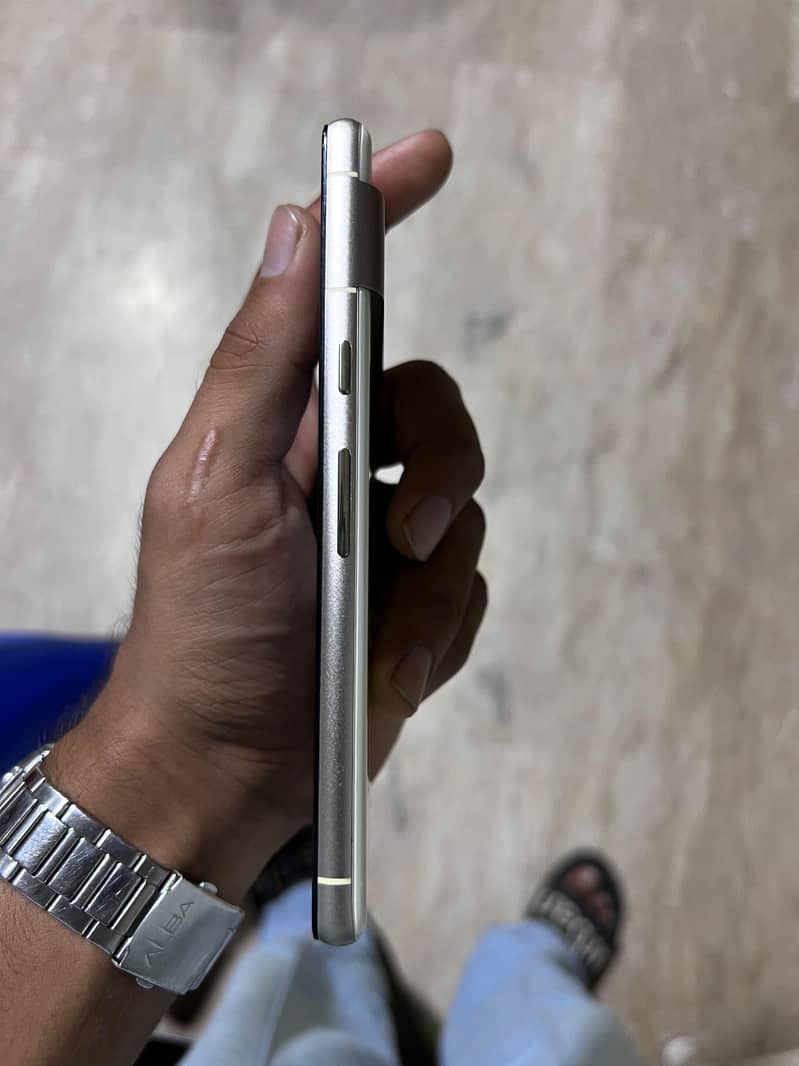 Google Pixel 7 6