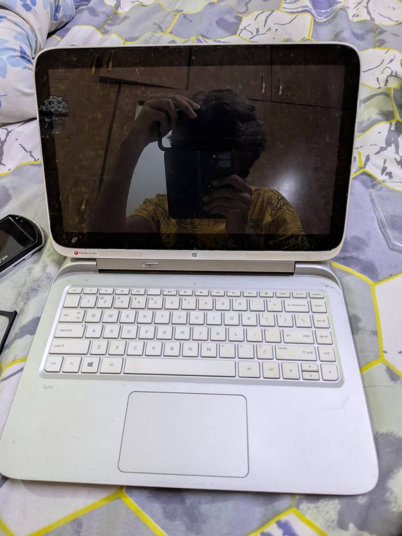 Hp Split X2 Touch Laptop 0