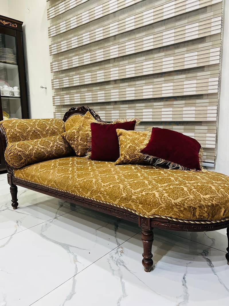 deewan sofa 0