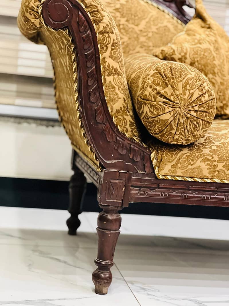 deewan sofa 1