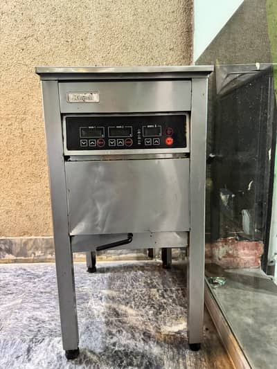 Renai Fryer 22 litre 4tubes