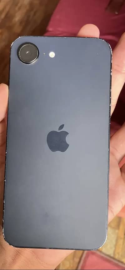 Apple iPhone 16e Factory unlock 128gb condition sides rough ha