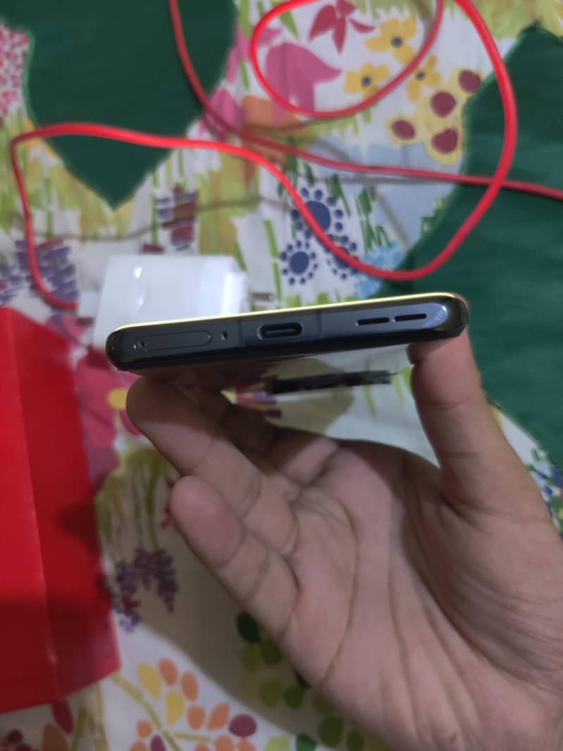 OnePlus 12 6