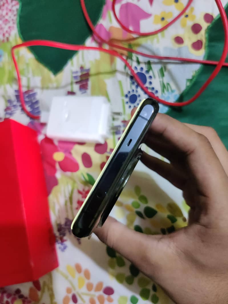 OnePlus 12 7