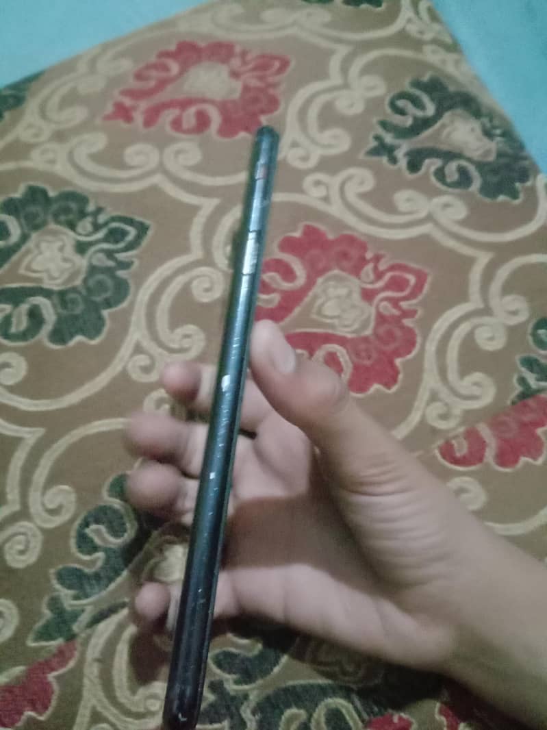 Apple iPhone 7 Plus 6