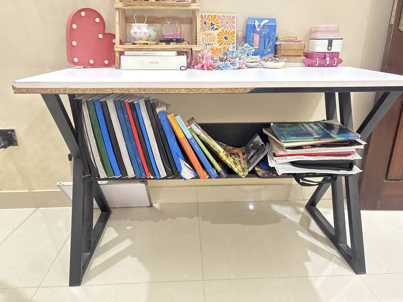 Study / Gaming / Dressing Table with storage 1