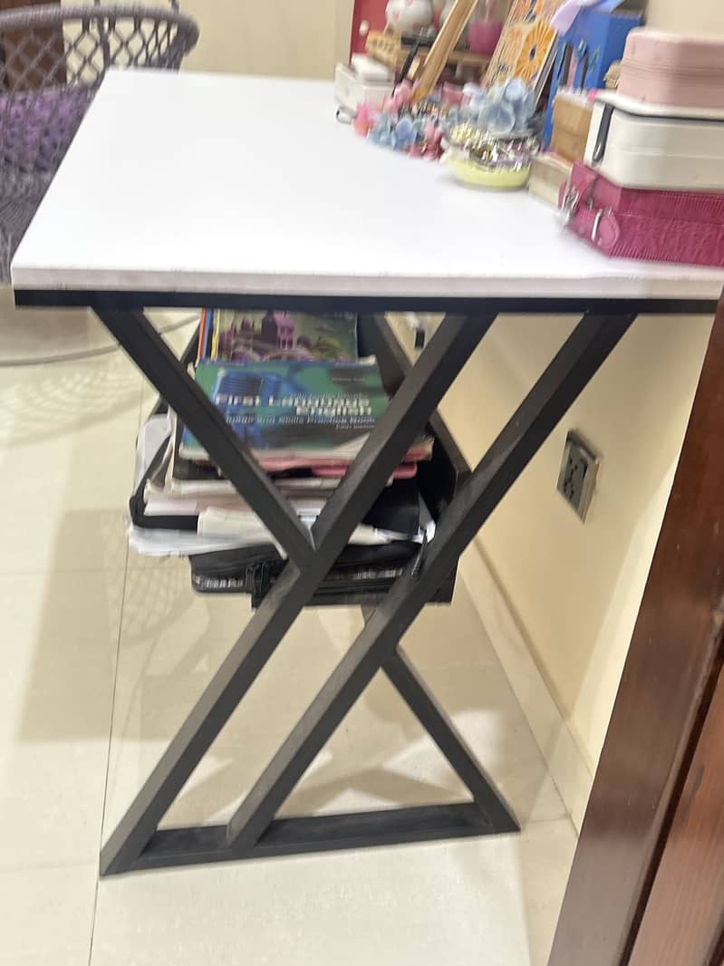 Study / Gaming / Dressing Table with storage 2