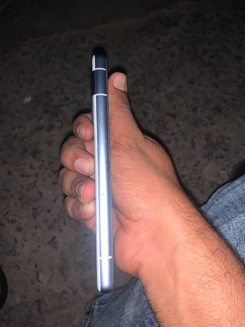 Google Pixel 7a 1