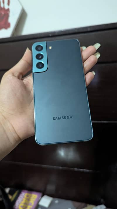 Samsung Mobile S22