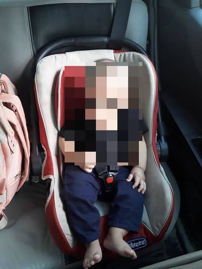 Baby carrier/ car seat