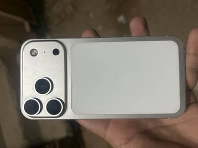 Apple iPhone 11 converted 17