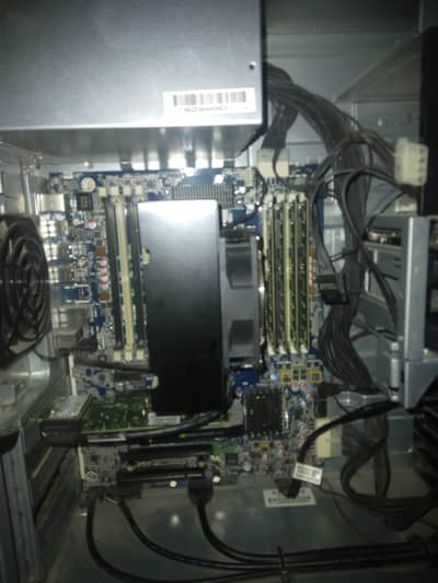 Hp Z440 workstation xeon e5 1620 v3 2014 ddr 4