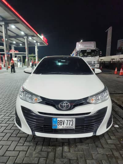 Toyota Yaris 2023 Gli cvt