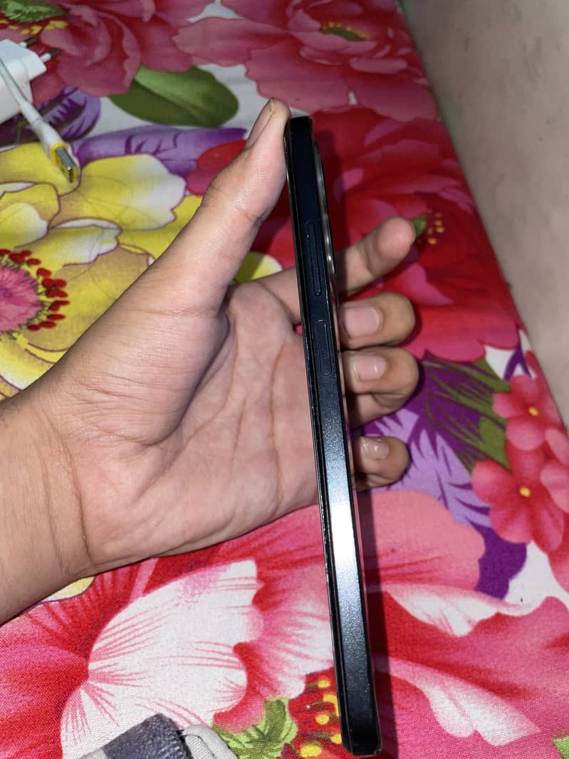 Xiaomi Redmi Note 12 4