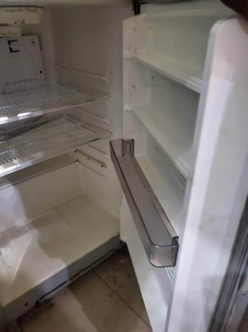 refrigerator 2