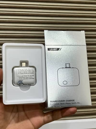 Smart phone disconnecter 
