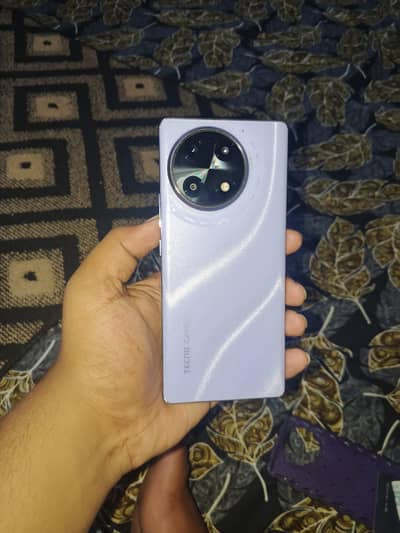 Tecno CAMON 30S
