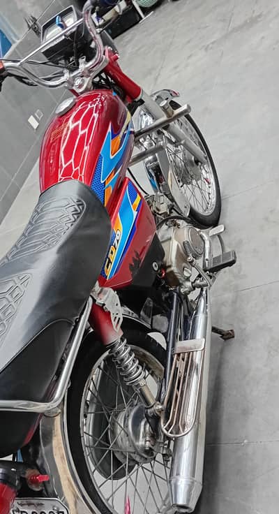 United 70cc Bike for Sale good condition