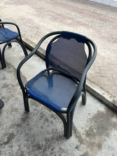 chairs plastic
