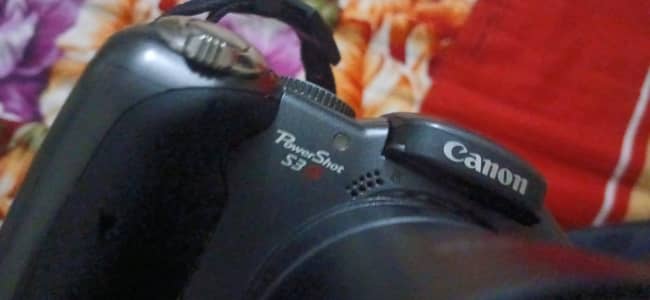 Canon PowerShot s3 is