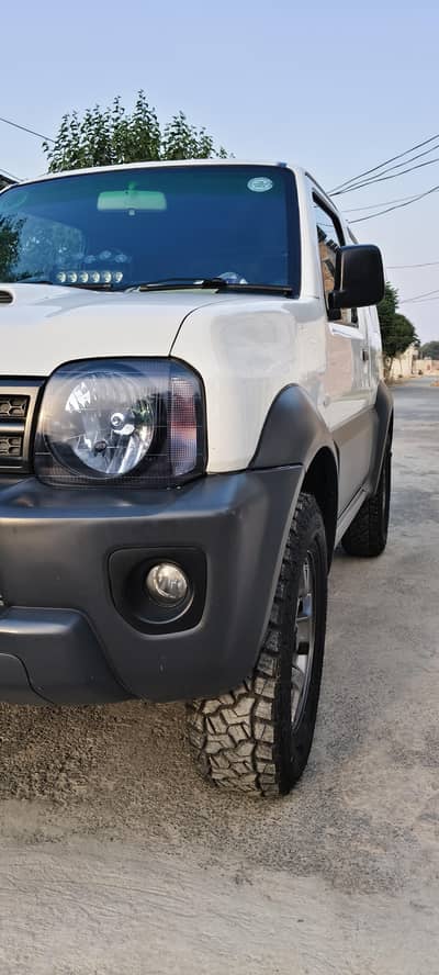 Suzuki Jimny 2013