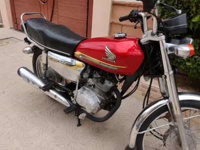 Honda 125 special edition self start 2020/11/12 months