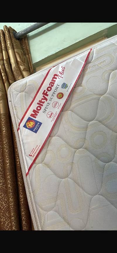 Original Master MoltyFoam Queen Size Mattress Excellent-Condition