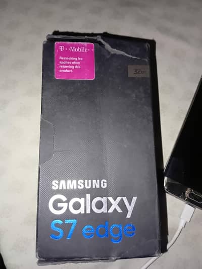 Samsung S7 Edge with box
