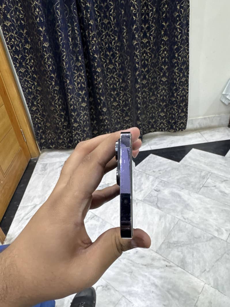 Apple iPhone 14 Pro Max 5