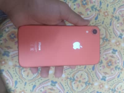 Apple iPhone XR