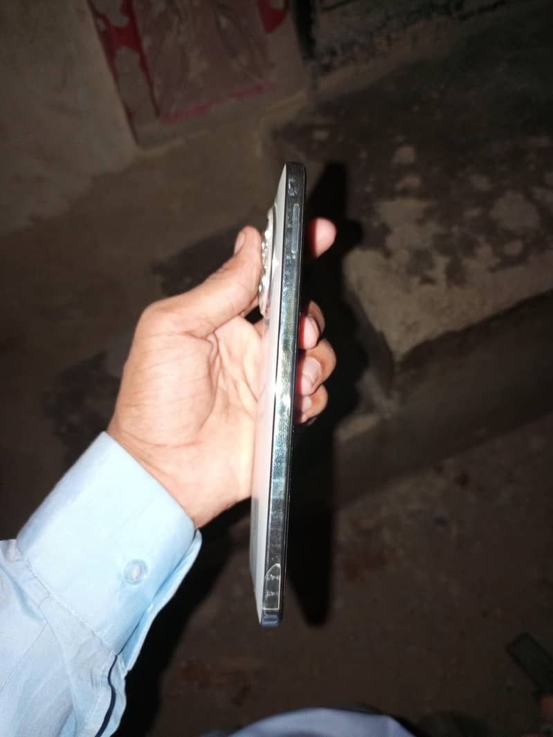 Infinix Note 30 Pro 4
