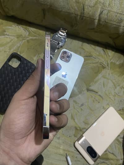 Apple iPhone 12 Pro