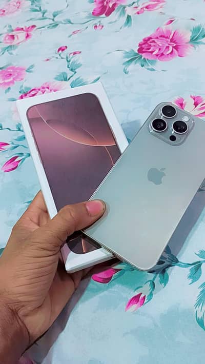 Apple iPhone 16 Pro Max