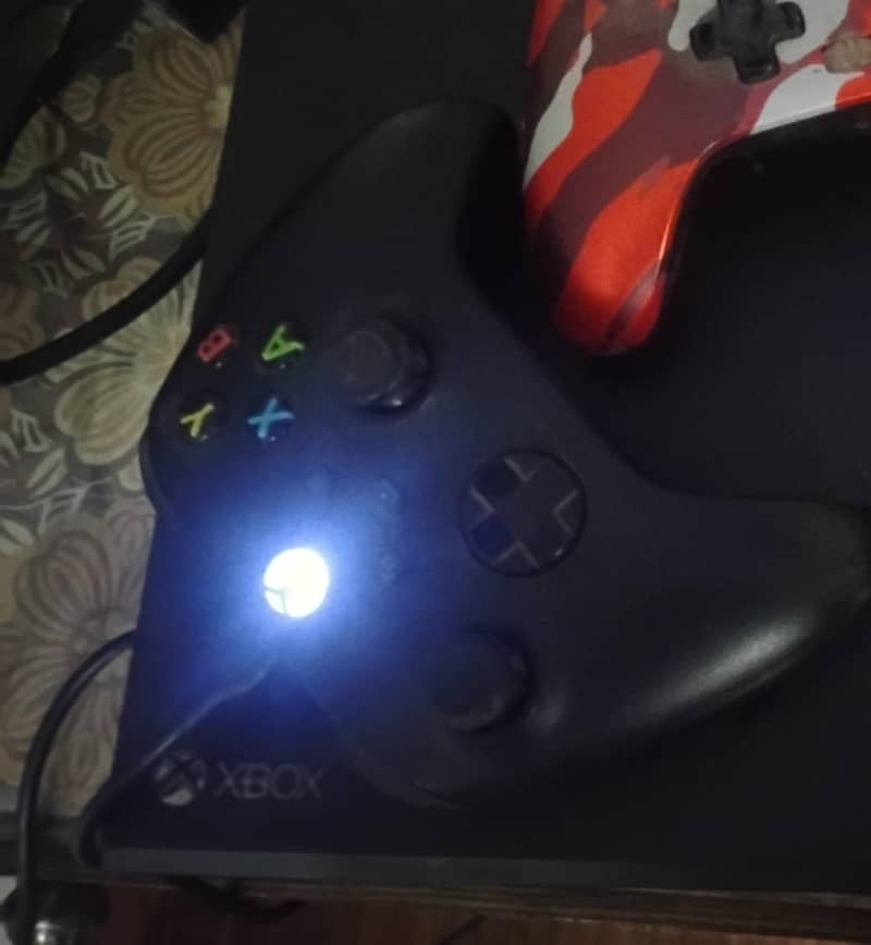XBOX SERIES X CONTROLLER 0