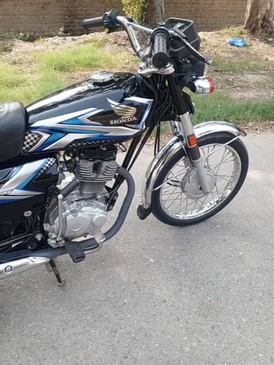 Honda 125 25 MODEL all okay(price finl)03201171196