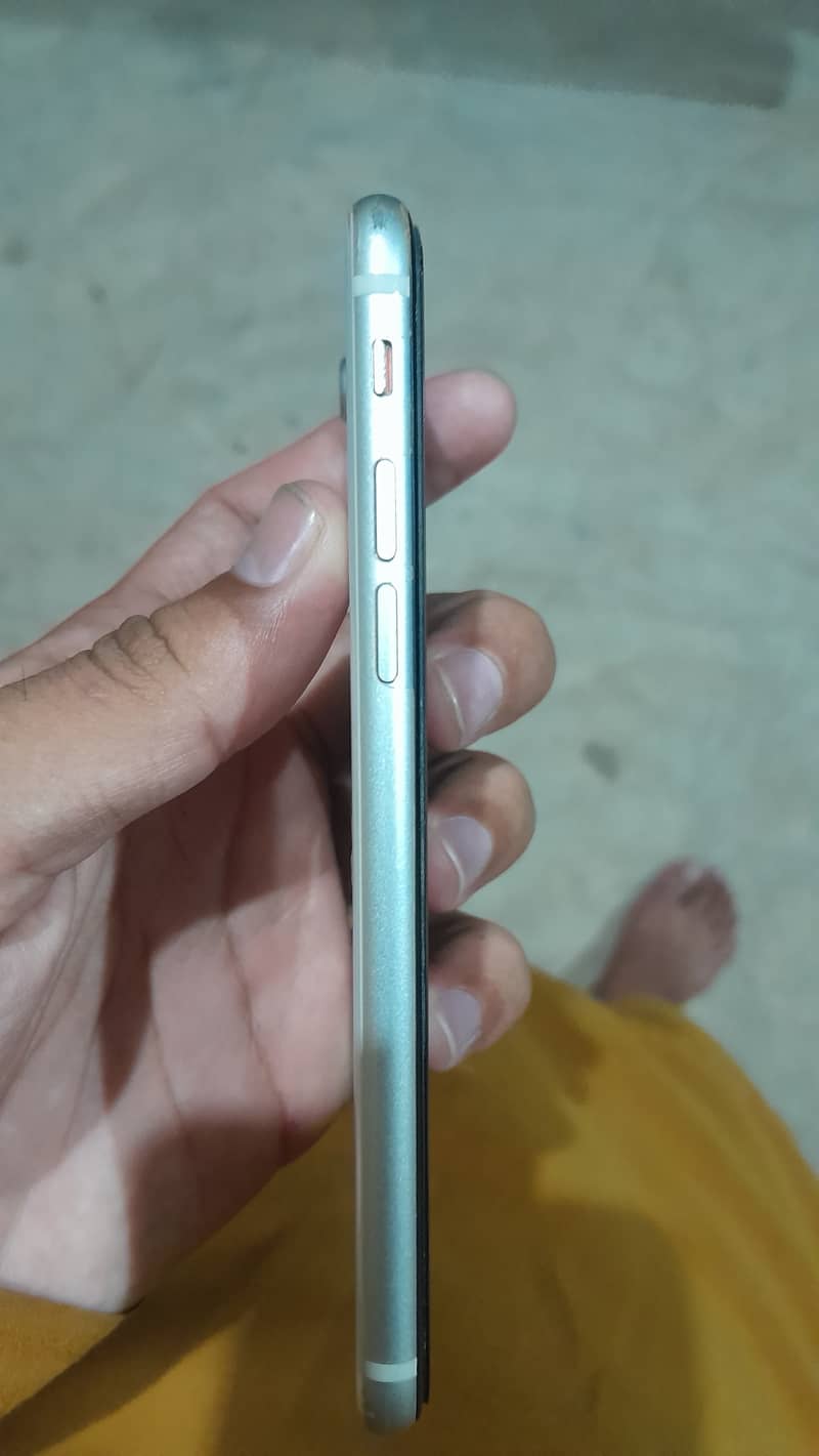 Apple iPhone SE 2