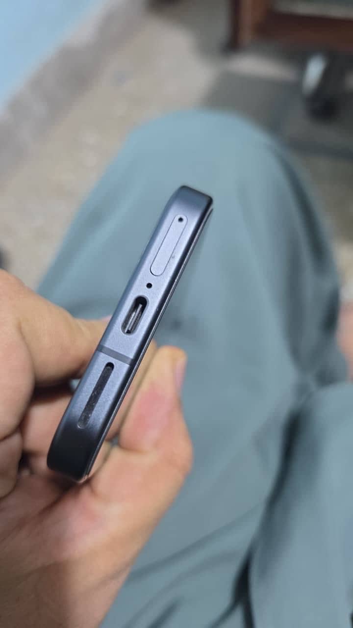 Google pixel 9a 4